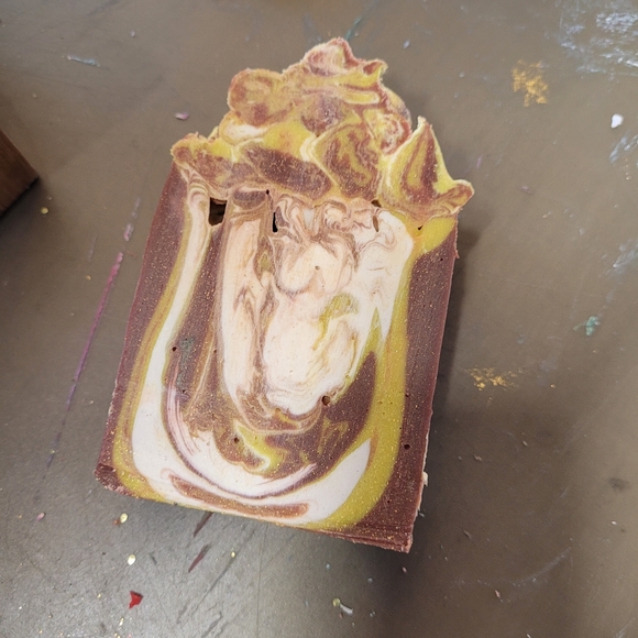 2 Handmade sandalwood heavy scented large handmade soap bars - Picture 5 of 11